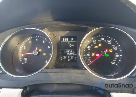 2016 Volkswagen Jetta 1.4T Se z USA, uszkodzony, nr VIN 3VWD67AJ7GM321487